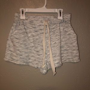 Grey comfy shorts